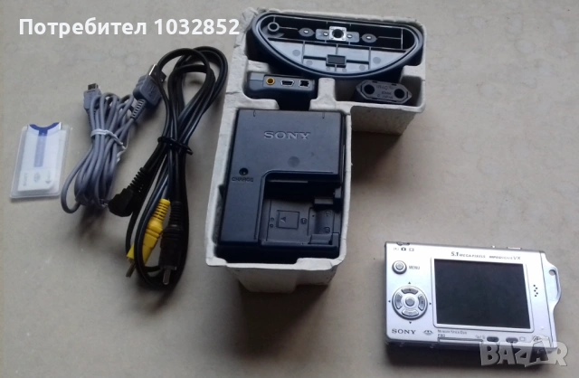 Sony DSC-T7, снимка 3 - Фотоапарати - 53141636