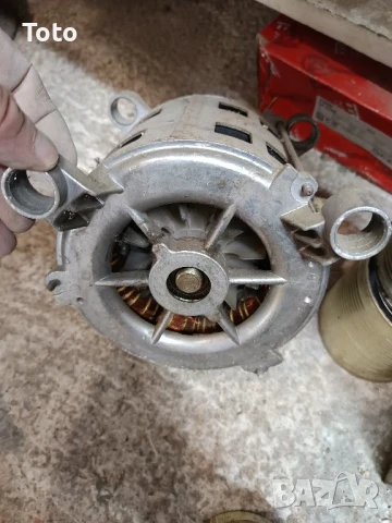 Двигател от пералня Самсунг SWF 5005, снимка 4 - Електродвигатели - 50895752