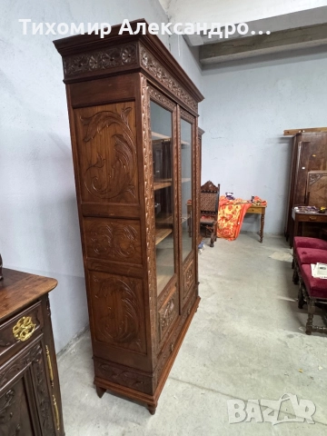 Уникална дъбова витрина, снимка 5 - Секции и витрини - 52717580
