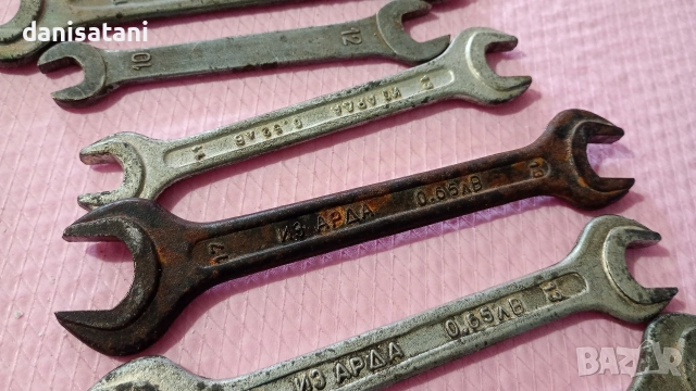 Продавам 30 бр. стари гаечни ключове, снимка 6 - Ключове - 52812534