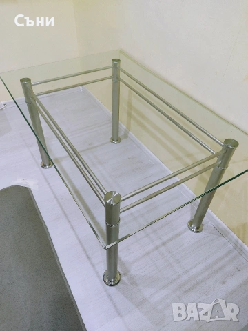 Маса и табуретки 