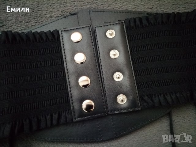 Корсет колан от еко кожа с дантела, връзки и катарами , снимка 11 - Корсети, бюстиета, топове - 38912009