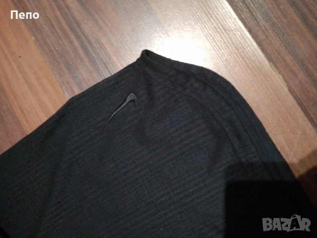 Блуза Nike, снимка 3 - Блузи - 50509275