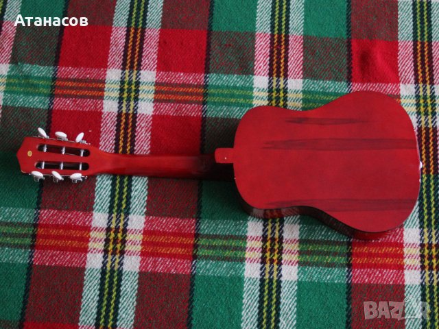 Bontempi -  Дървена китара 85 см - guitalele, снимка 2 - Струнни инструменти - 39725194