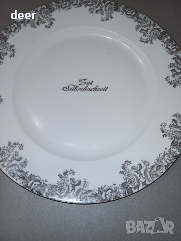 Порцеланово плато със сребърни  орнаменти , снимка 2 - Чинии - 43502352