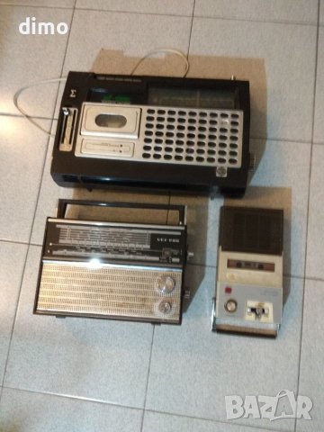 Стари ретро касеофони и радиа