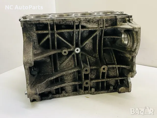 Цилиндров блок за Audi Ауди А3 VW Golf MK5 8P1 1.6 FSI 115 коня BLF 03C103019GH 2008, снимка 3 - Части - 50391735