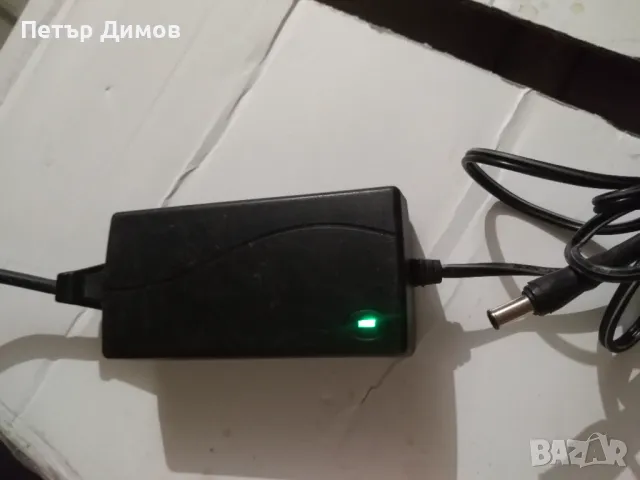 Адаптер-Зарядно - 12V. 5A. За SAMSUNG, снимка 5 - Кабели и адаптери - 48461965