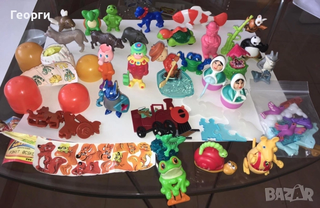 Продавам отделни фигурки на Kinder Surprise за попълване на колекции от Италия.(90-те), снимка 5 - Фигурки - 52663348