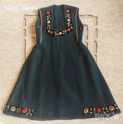 Автентична носия от Самоковско, снимка 3 - Други ценни предмети - 52919808