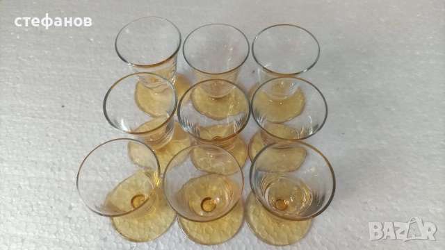 Малки ретро ракиени чашки, 9 бр, столче, снимка 3 - Чаши - 52811205