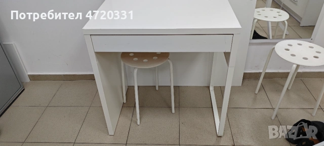 Компютърно бюро, снимка 2 - Работни маси и бюра - 53453889