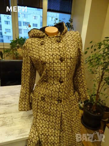 Вълнено бутиково Манто International Style