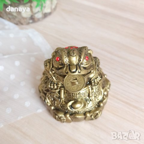 3270 Сувенир Фън шуй статуетка трикрака жаба на парите и късмета, снимка 6 - Декорация за дома - 38755592