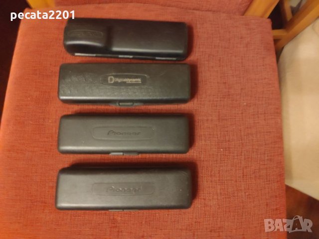 Продавам - 4 броя кутийки за панели на авто сд-та