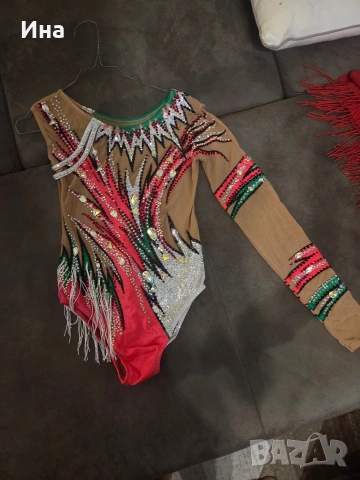 трико за художествена гимнастика 