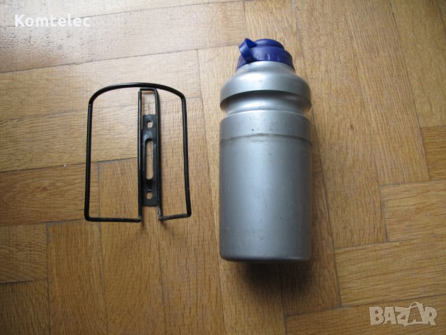 Велосипед бутилка за вода със стойка, снимка 1 - Аксесоари за велосипеди - 28354666