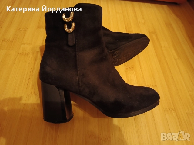Велурени дамски боти, снимка 2 - Дамски боти - 52301820