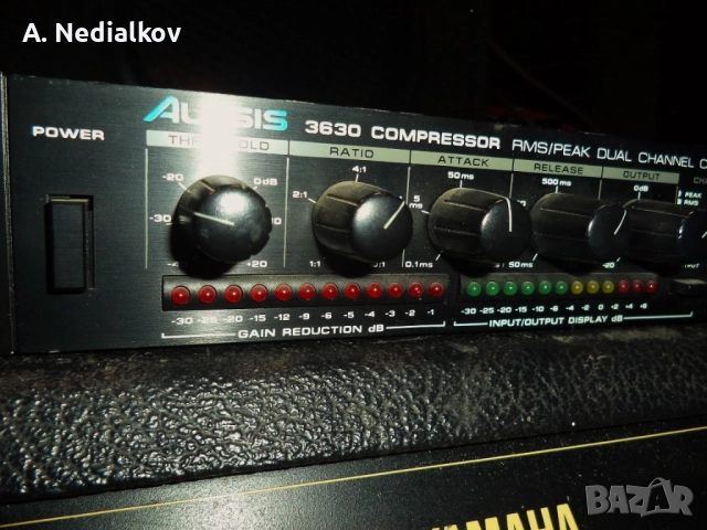 Alesis 3630 dual compressor,limiter,gate, снимка 2 - Ресийвъри, усилватели, смесителни пултове - 52917653