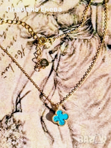 Чисто нови сребърни бижута с позлата и тюркоаз, по модел на Van Cleef. , снимка 3 - Колиета, медальони, синджири - 53603035