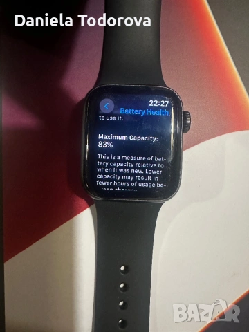 Apple Watch SE (1st Gen)  83% батерия и допълнителна каишка, снимка 5 - Смарт гривни - 53434821
