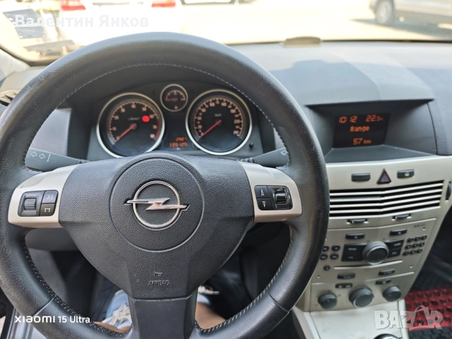 Продавам Опел Астра GTC. Перфектен!, снимка 13 - Автомобили и джипове - 52310797