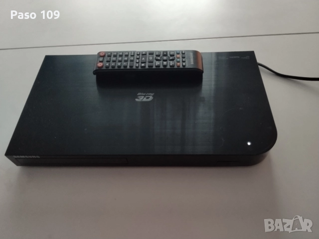 страхотен отвсякъде 3D BLUE RAY PLAYER оригинален с дистанционно, нов внос от Англия 