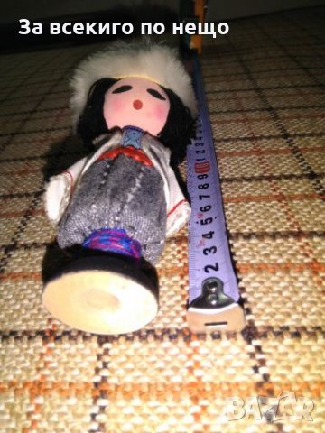 Малка дървена кукличка за колекционери, снимка 3 - Антикварни и старинни предмети - 28196995