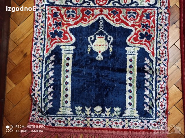 Стар малък плюшен килим, унгарски килим, снимка 4 - Килими - 37781680