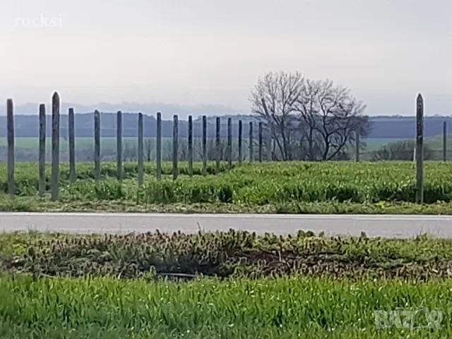 Продавам парцел преди с. Яребична 4дек с разрешително за строеж на хале 165 кв. метра