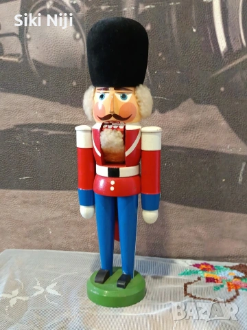 лешникотрошачка 