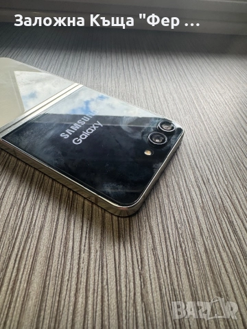 Samsung galaxy z flip 5, снимка 5 - Samsung - 52165993