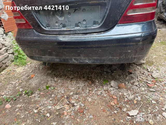 Задна броня за Мерцедес Ц-класа w203, снимка 2 - Части - 50392178