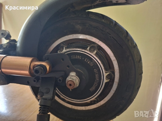 Електрическа тротинетка Kugoo Kirin M4, снимка 5 - Велосипеди - 52106703