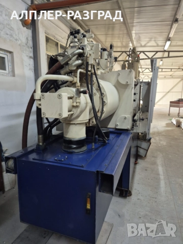 Работеща линия за пластмасови кутии за сирене - Krauss Maffei!!!, снимка 6 - Друго търговско оборудване - 51580978