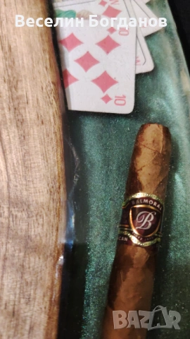 Епоксидна кристална смола и орех, снимка 2 - Други - 53059968