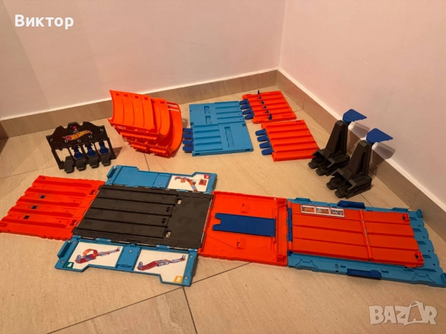 Hot Wheels multitrack race. Модулна писта с много конфигурации, снимка 10 - Коли, камиони, мотори, писти - 52657019