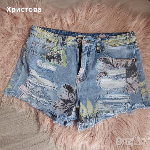 Нови дънкови панталонки - 20,00лв.