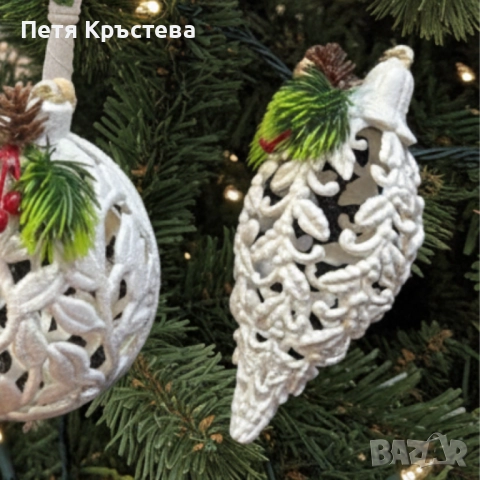 Коледни играчки за елха „Winter White Elegance“ – луксозни висящи декорации с натурален завършек и с, снимка 2 - Декорация за дома - 52353648