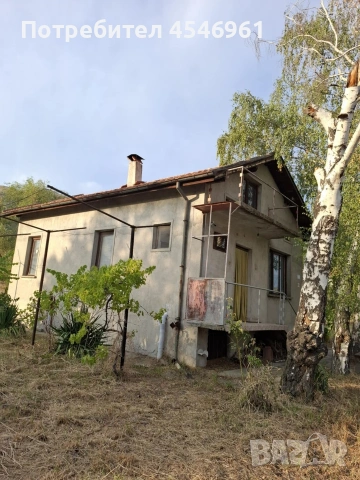 Продава се масивна и тухлена къща в гр. Карлово , кв. Сушица , снимка 4 - Къщи - 53283020