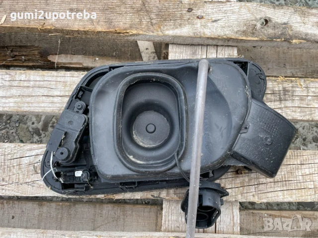 Капак Резервоар Зарядно Гнездо 10A809857C Volkswagen ID.3 E11 pro, снимка 2 - Части - 50893095