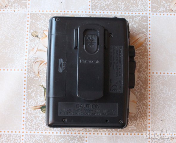 Panasonic RQ-V75 Walkman Tape, Radio Player, снимка 2 - Декове - 40449622