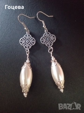 Красиви обици с овални перли и орнаменти в цвят Сребро , снимка 4 - Обеци - 33274038