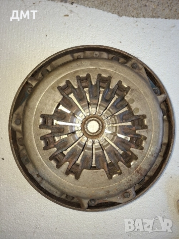 Демпферен маховик комплект LUK, снимка 2 - Части - 52665843