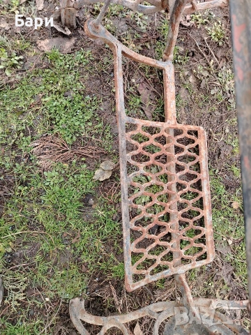 Крака на стара шевна машина Сингер/Singer, снимка 9 - Антикварни и старинни предмети - 51705920