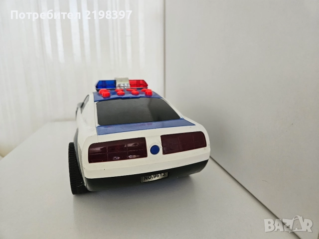 Детска играчка полицейска кола, снимка 4 - Коли, камиони, мотори, писти - 51549238