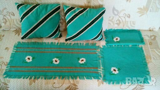Комплект- тишлайфер,каренца и калъфчета, снимка 4 - Декорация за дома - 16217020