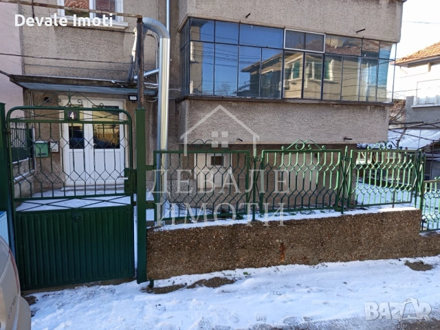 Продава Етаж От Къща с Гараж в гр. Русе, кв Дружба 2