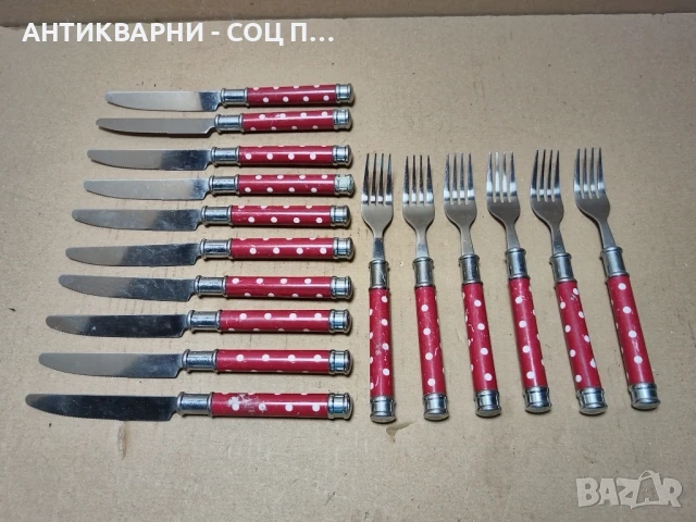 Комплект 10 Броя Стари Ножове + 6 Броя Вилици STAINLESS STEEL. , снимка 3 - Антикварни и старинни предмети - 50823369