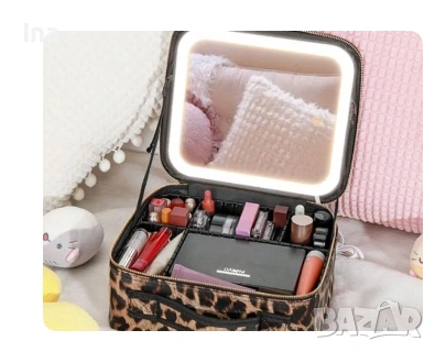 Козметична чантичка с лед огледало три цвята